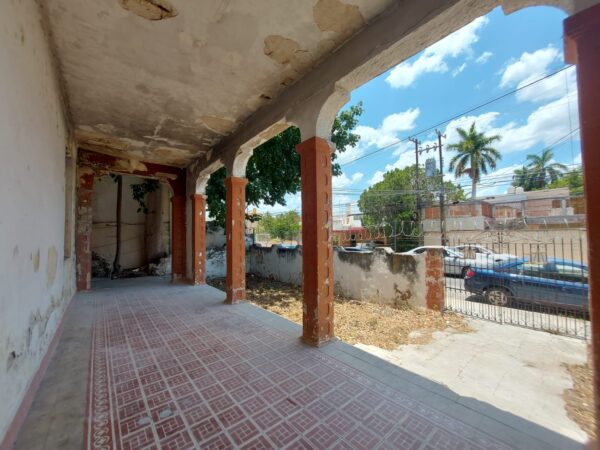 Casona Para Remodelar en García Ginerés - Image 4