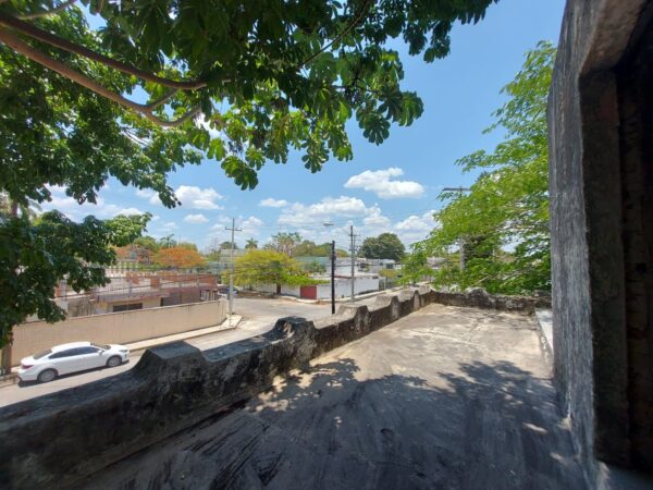 Casona Para Remodelar en García Ginerés - Image 10