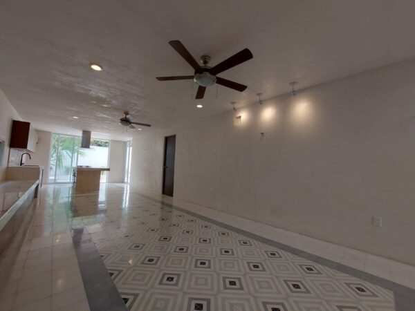 Casa en el Centro Cerca de la Ermita - Image 5