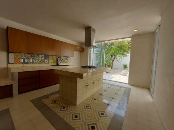Casa en el Centro Cerca de la Ermita - Image 7